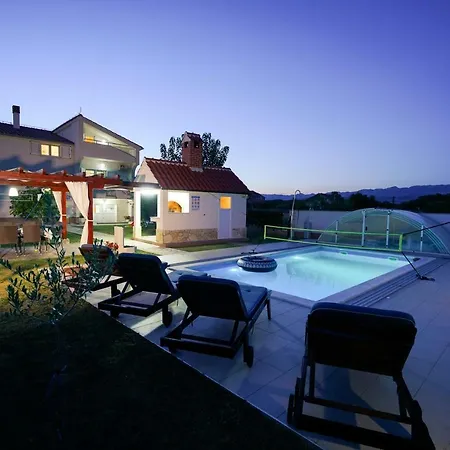 Villa Vila Beki - Private Pool - Zadar County Radovin