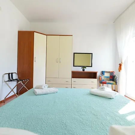Villa Vila Beki - Private Pool - Zadar County Radovin